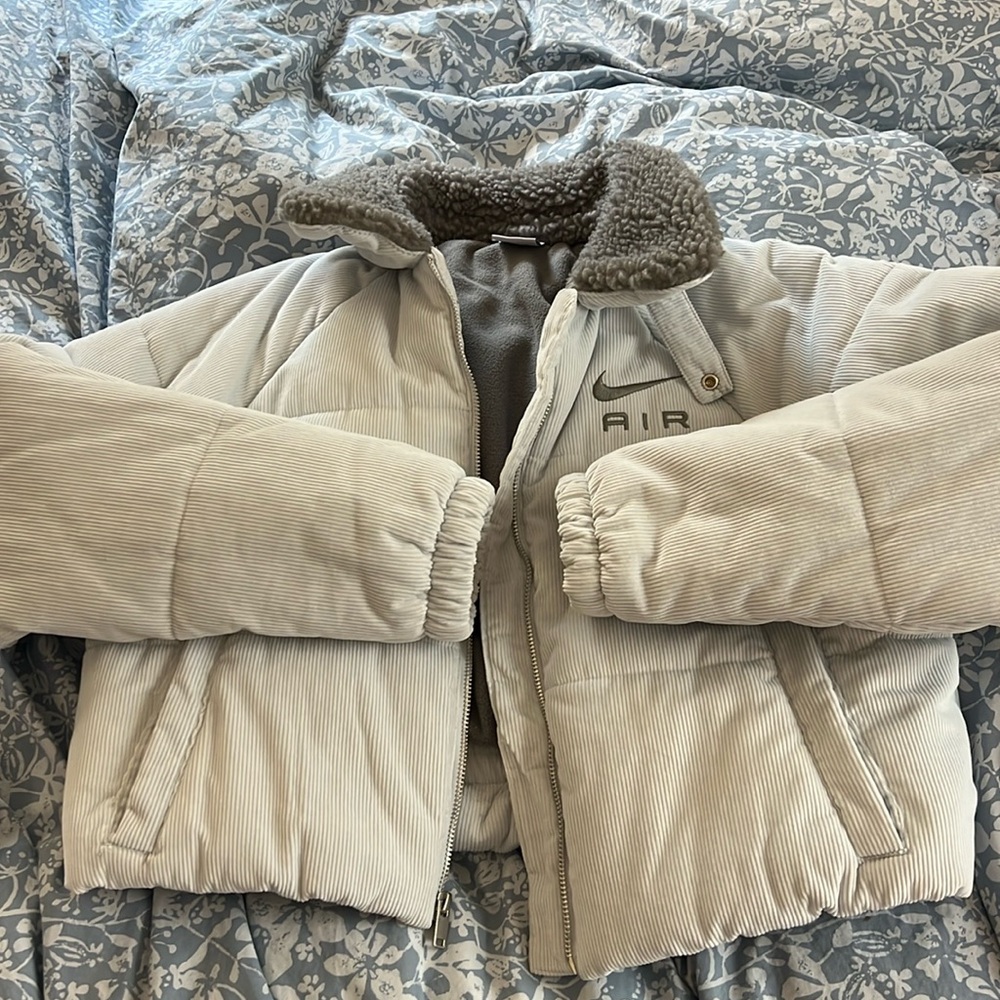 Nike Air therma-fit puffer corduroy jacket